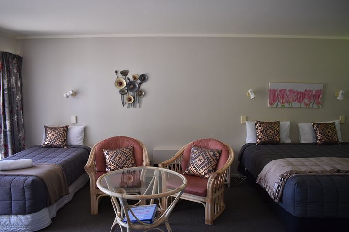 Room 34 of 74
