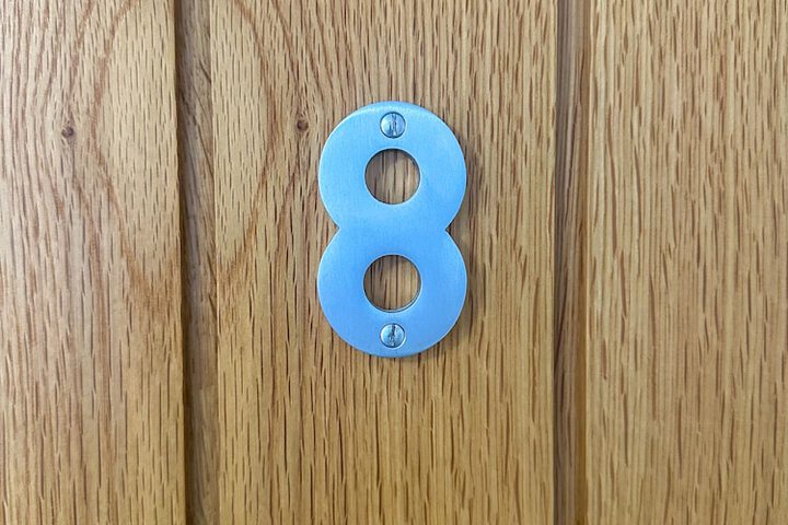 Room 28 of 160