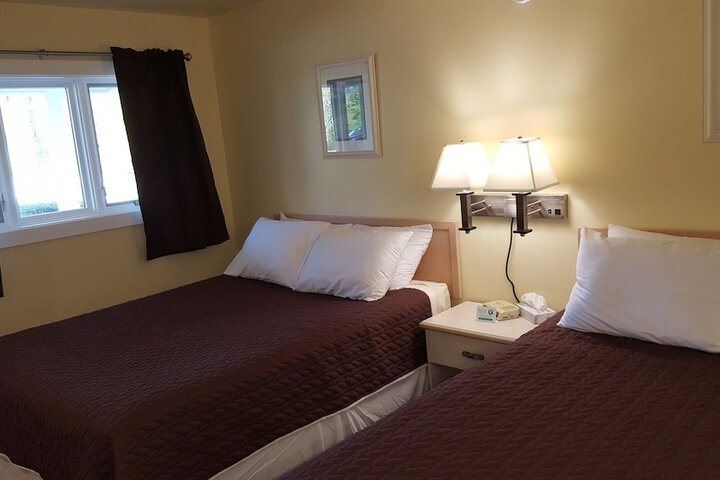 Room 6 of 52