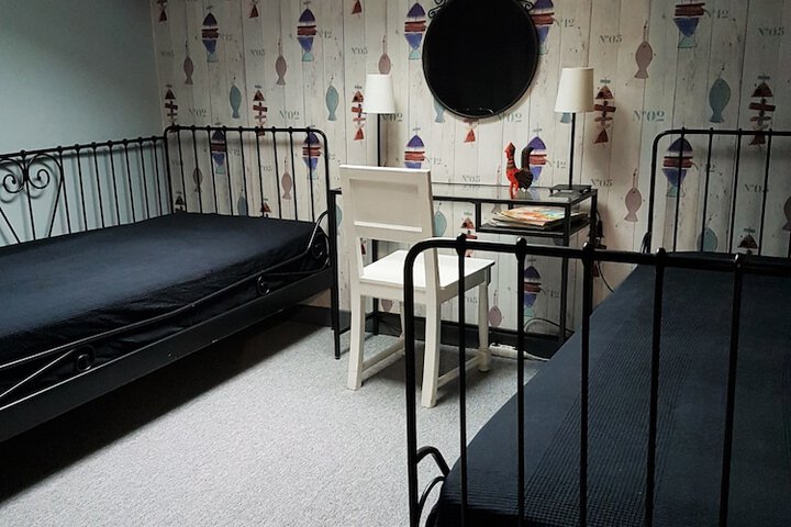 Room 17 of 23