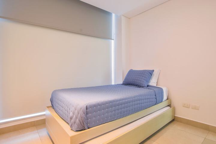 Room 48 of 270