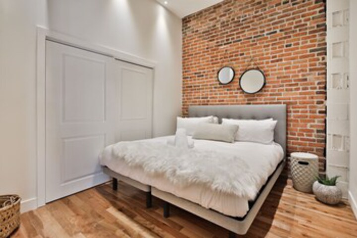 Room 61 of 74