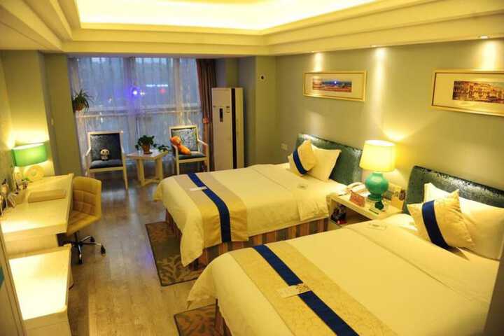 Room 7 of 44