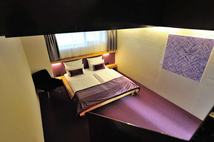Room 21 of 91