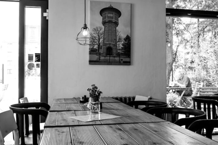 Dining 47 of 56