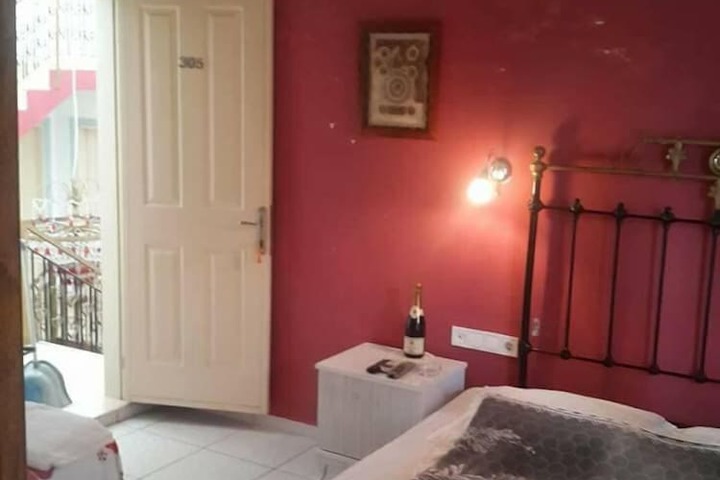 Room 5 of 45