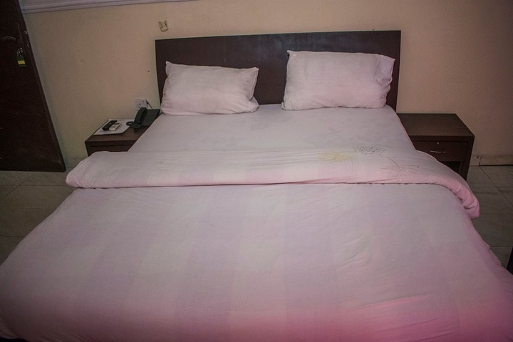 Room 22 of 50
