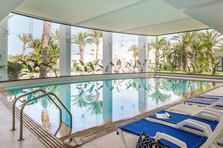 Pool 20 of 48