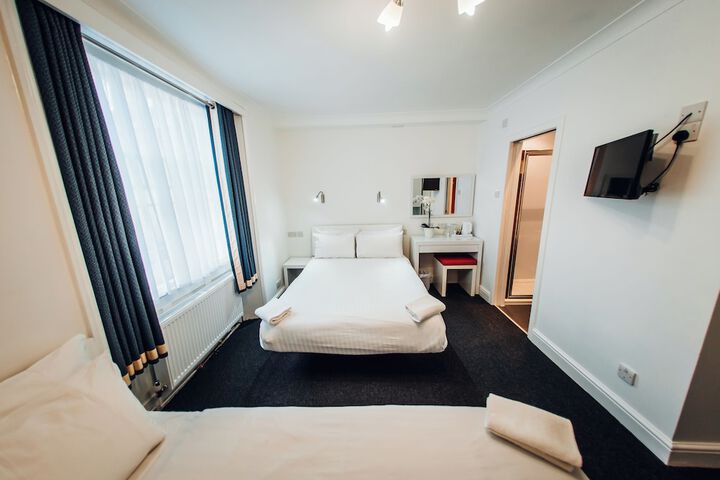 Room 29 of 52
