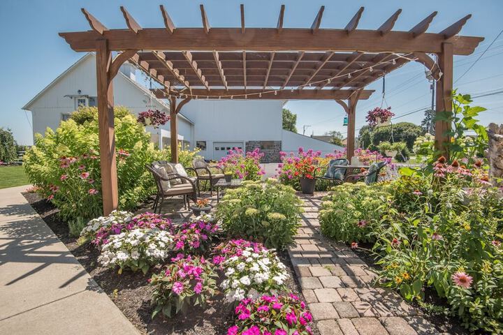 Hotel Exterior 70 of 94