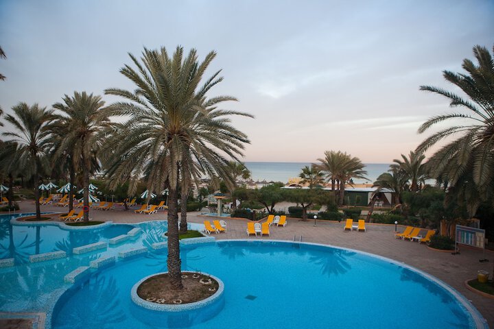 Pool Hotel