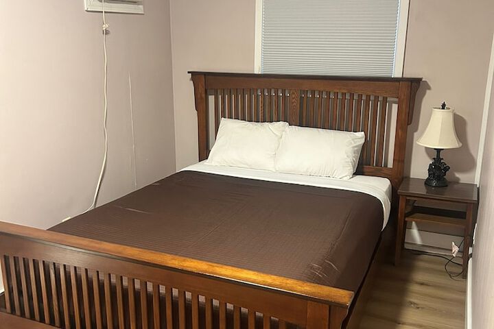 Room 17 of 31