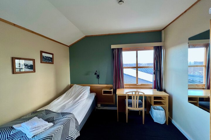 Room 29 of 63