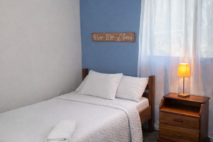 Room 10 of 46