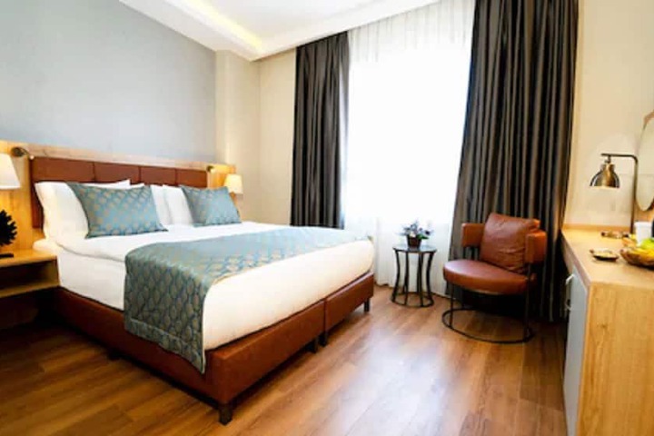 Room 49 of 110