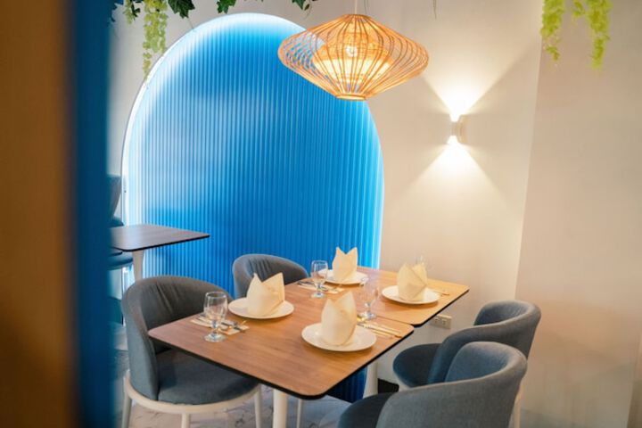 Dining 104 of 188