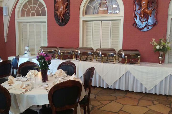 Dining 184 of 206
