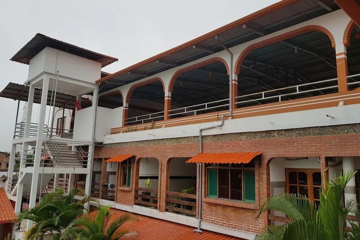 Hotel Takana