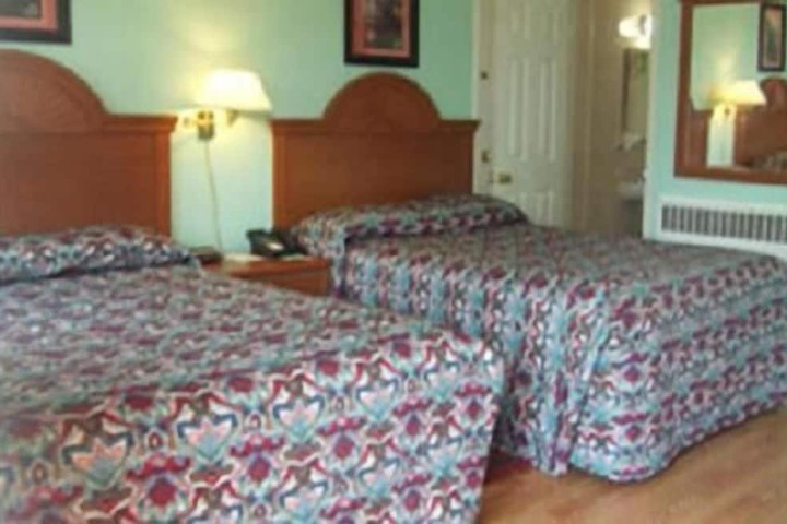 Room 7 of 17