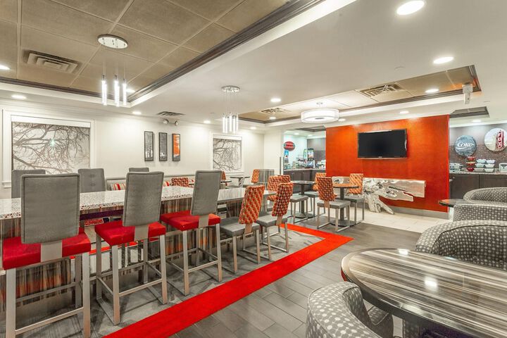 Breakfast/Coffee Service 29 of 46