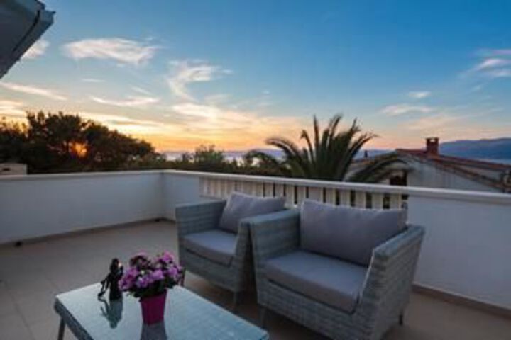 House With 3 Bedrooms in Supetar With Wonderful sea View, Enclosed Garden and Wifi Near the Beach