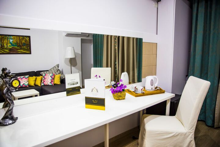 Room 51 of 81