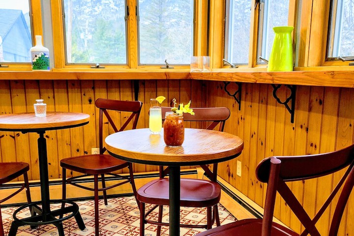 Breakfast/Coffee Service 63 of 84