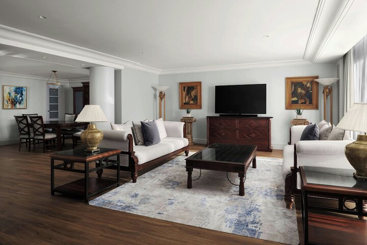 Room 36 of 175