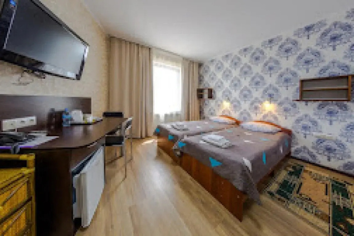 Room 7 of 13