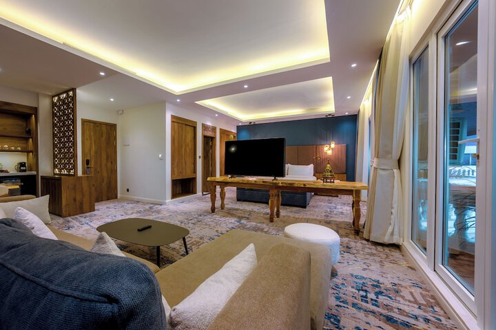 Room 40 of 133
