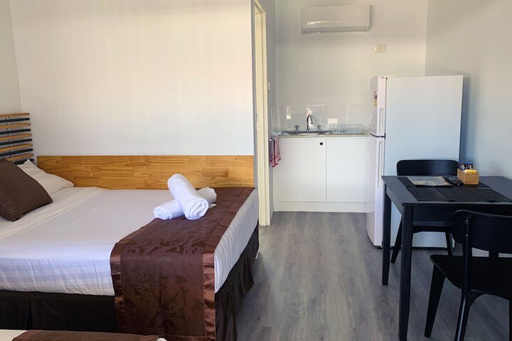 Room 18 of 32