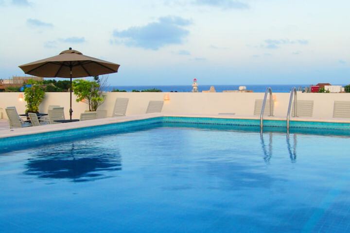 Pool 32 of 54