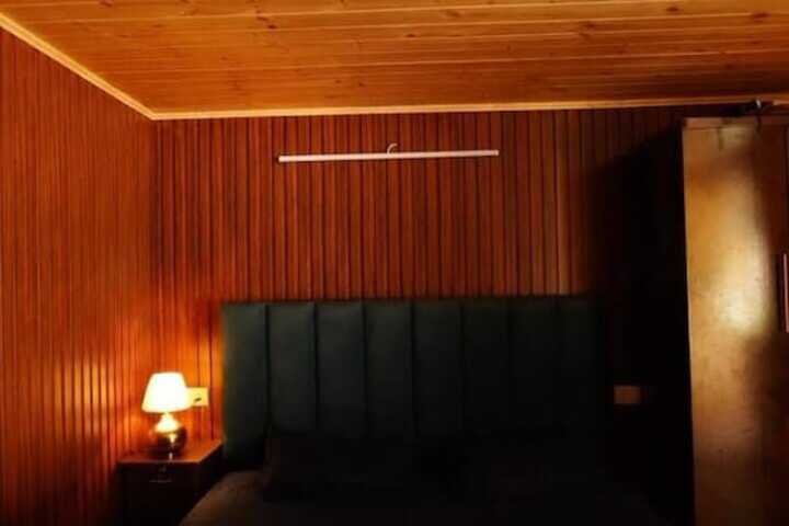 Room 5 of 35