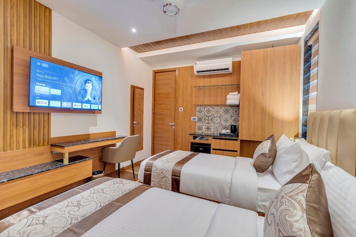 Room 9 of 55