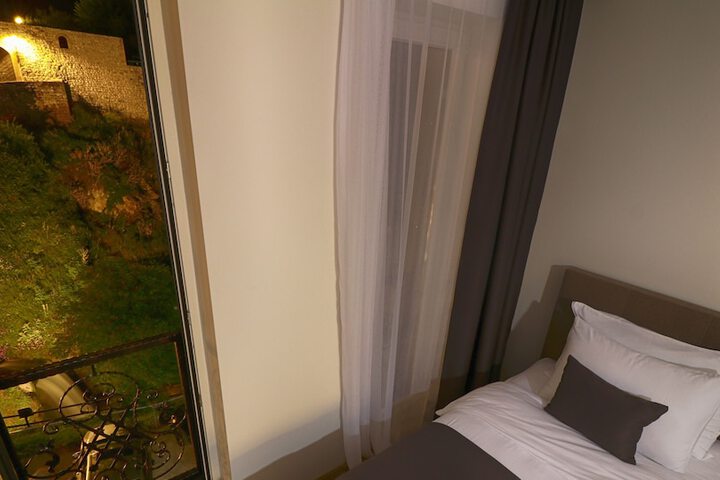 Room 5 of 55
