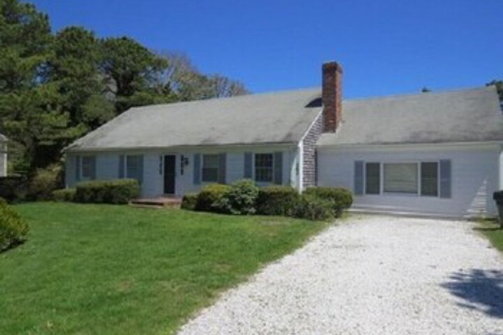 Exterior of 262 Chippingstone - Three Bedroom House