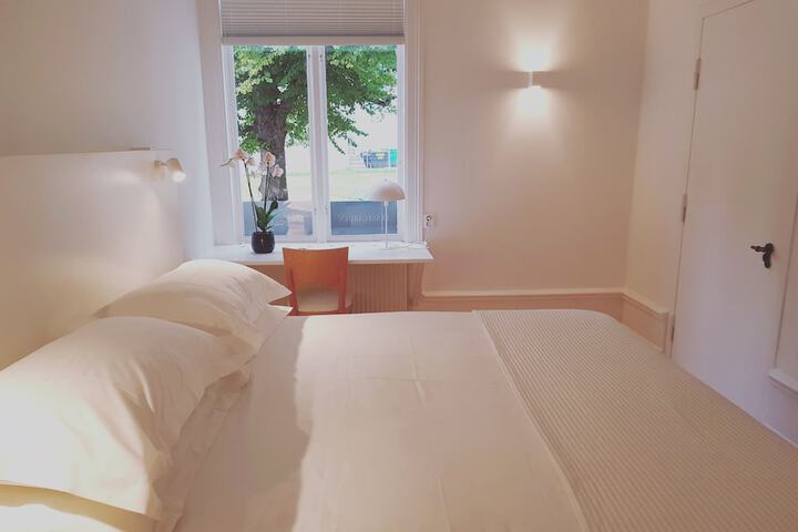 Room 3 of 23