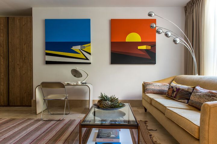 Room 46 of 108