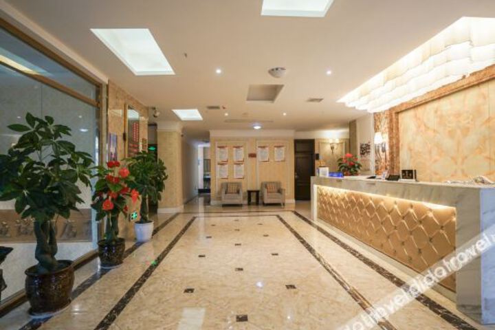 Hotel Interior 11 of 15