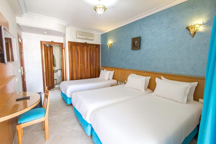 Room 9 of 29