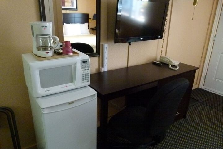 Room 25 of 57