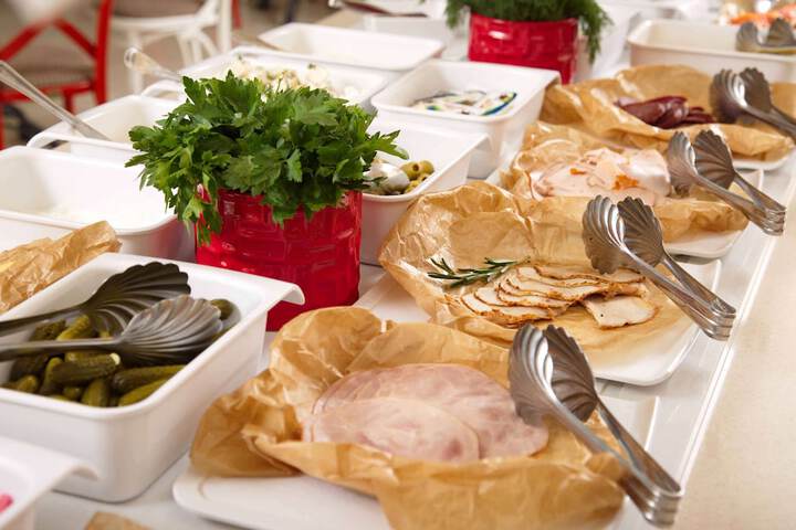 Dining 116 of 219