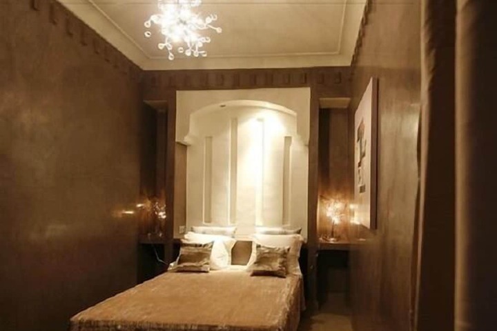 Room 11 of 22