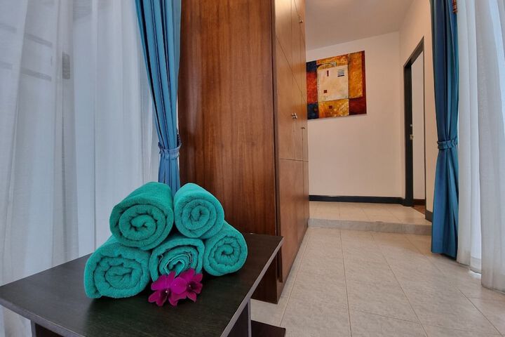 Room 18 of 33