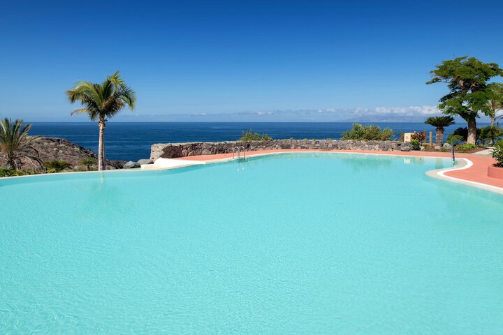 Pool 112 of 324