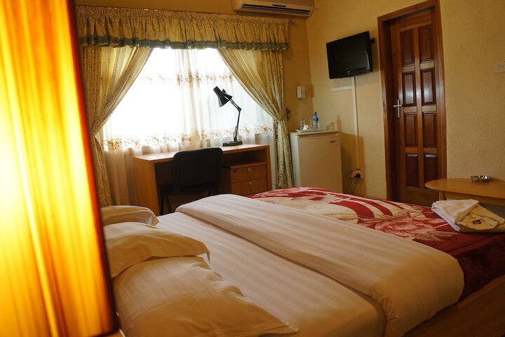 Room 7 of 40