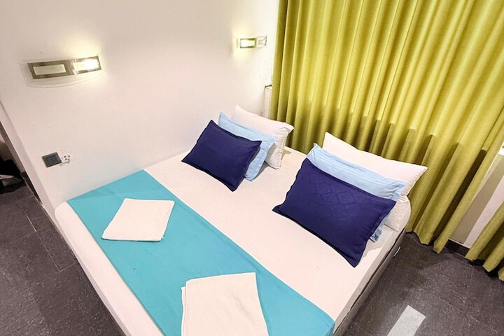 Room 6 of 29