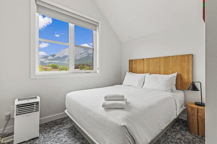 Room 10 of 67
