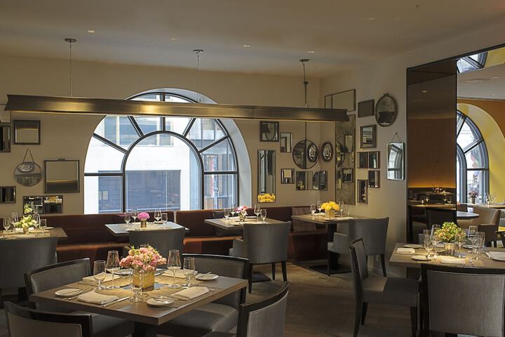 Dining 80 of 101