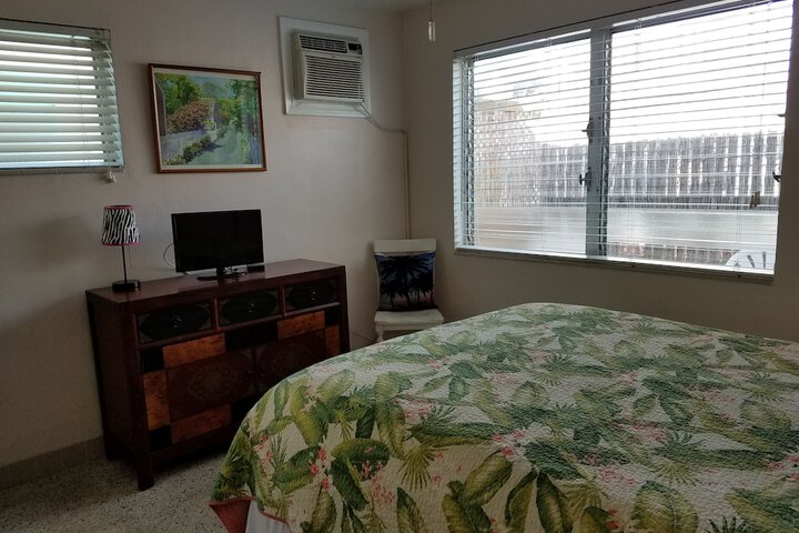 Room 28 of 218
